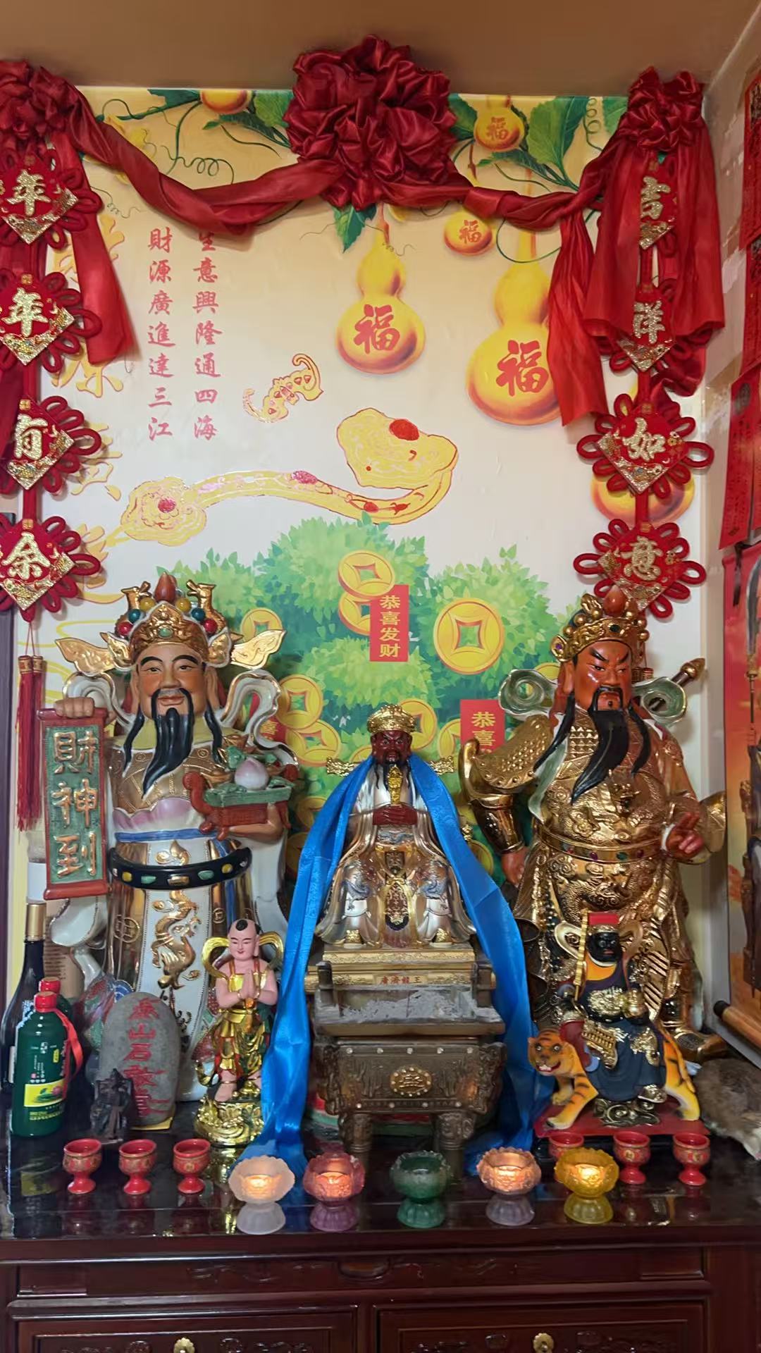 财神与关公供奉实景
